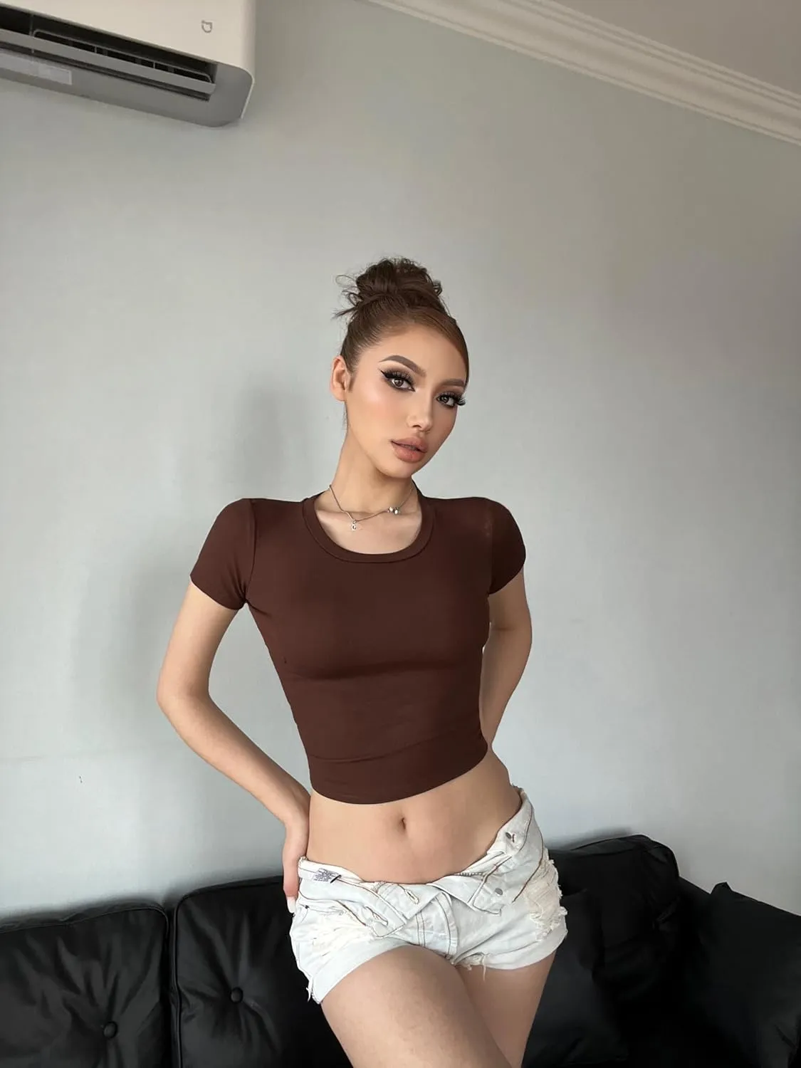 5 Pack Women's Casual Basic Going Out Crop Tops Short Sleeve Slim Fit Sexy Crew Neck Tight T Shirts