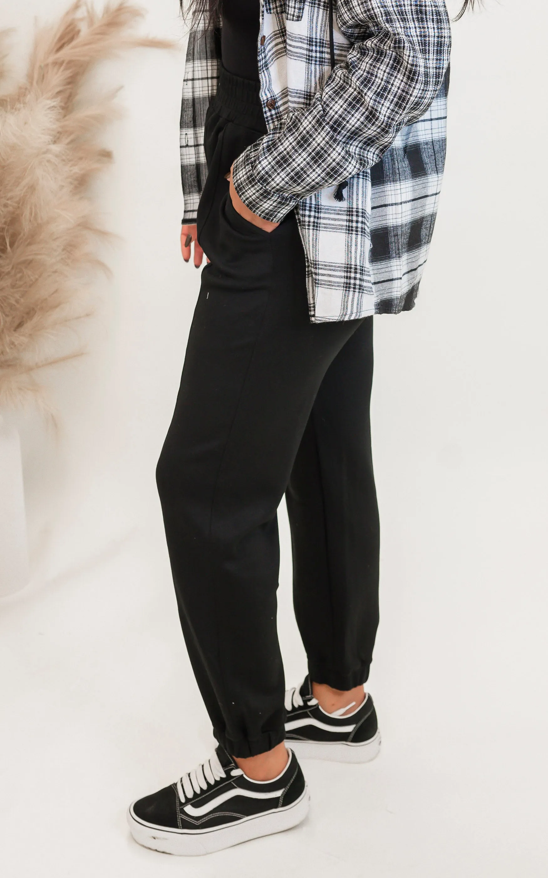 Elastic Waist Band Jogger Sweatpants - Final Sale**