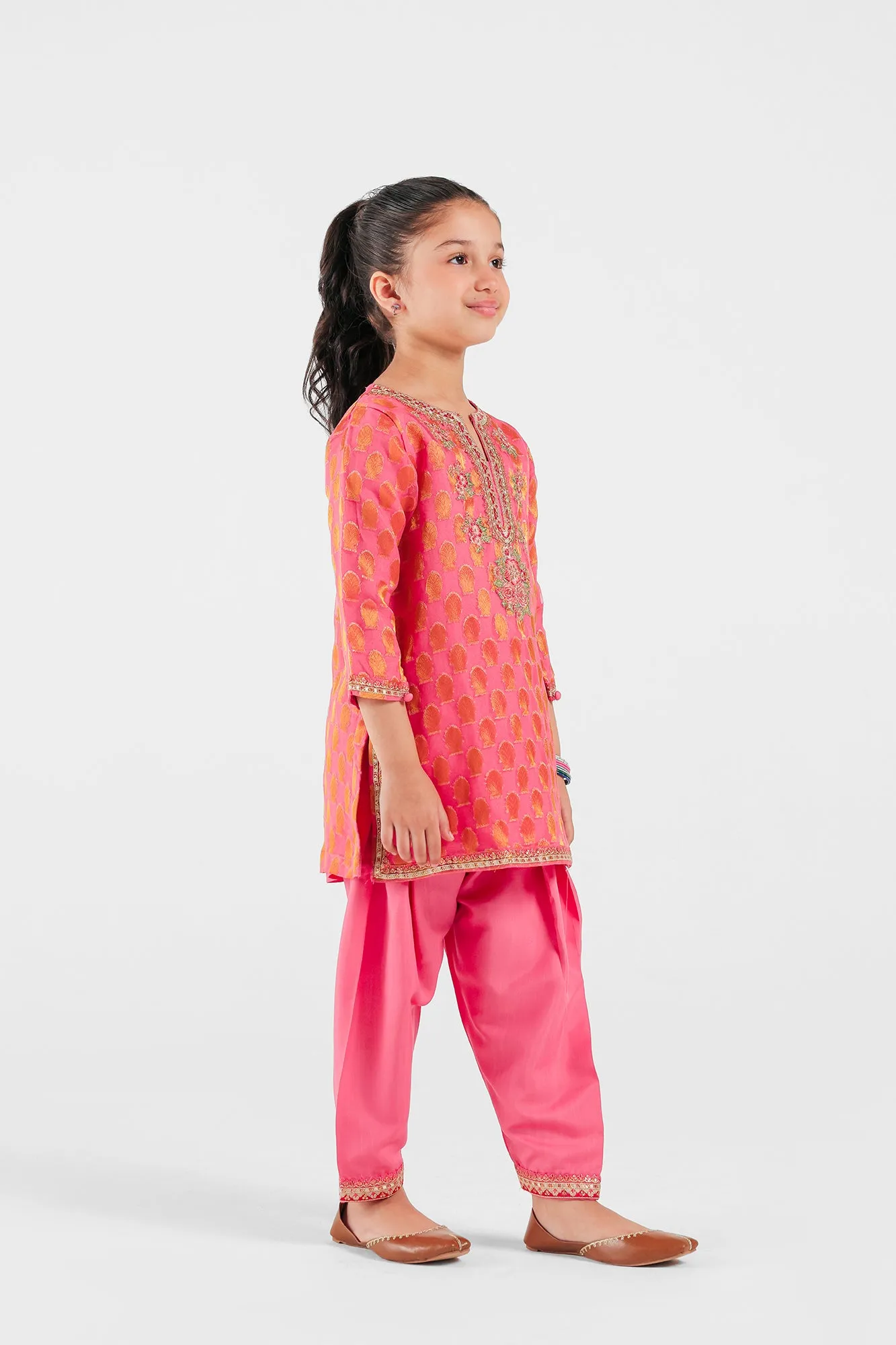 EMBROIDERED SUIT (E0283/404/420 E0283/304/420)