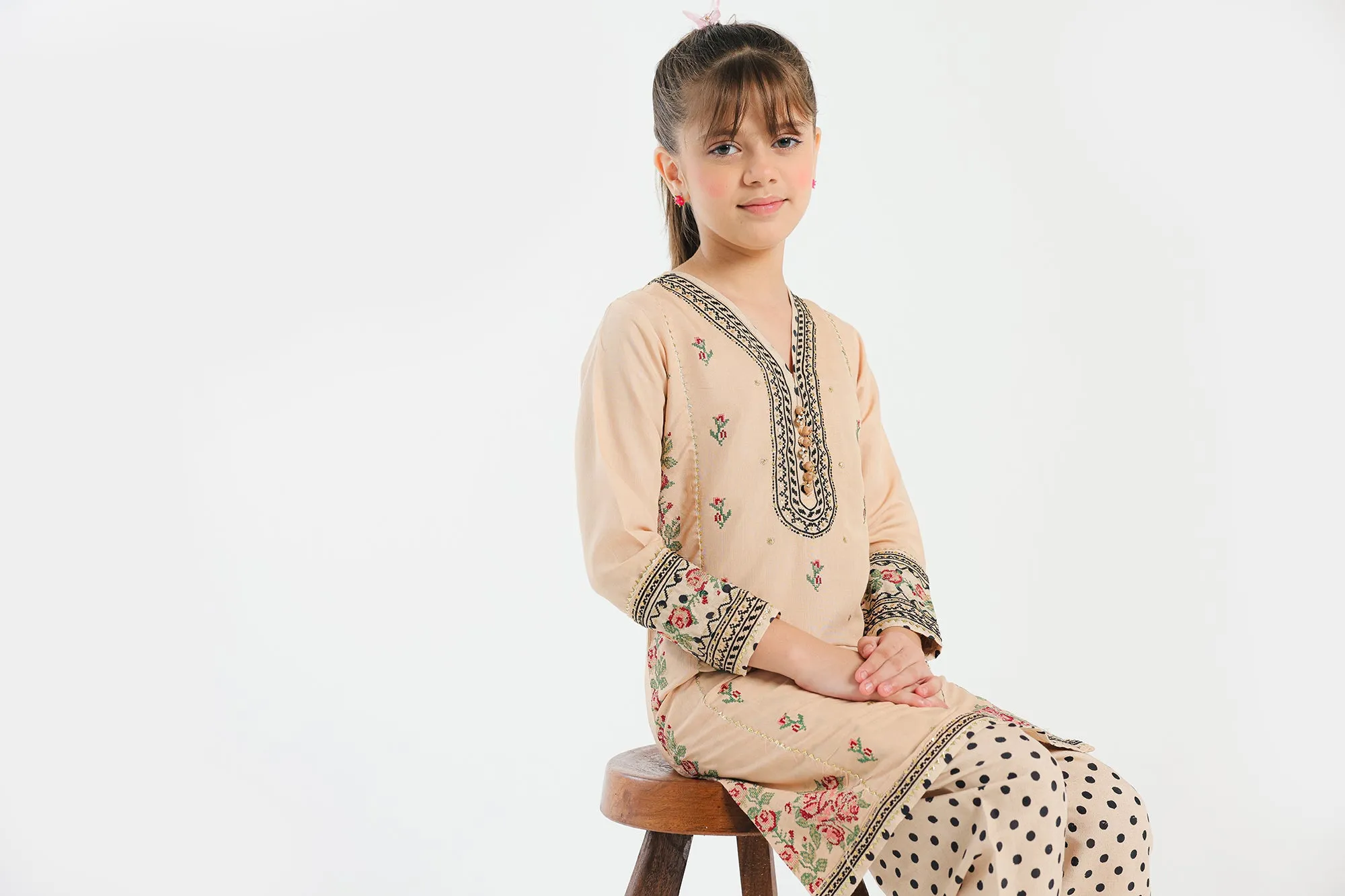 EMBROIDERED SUIT (E0531/404/113)
