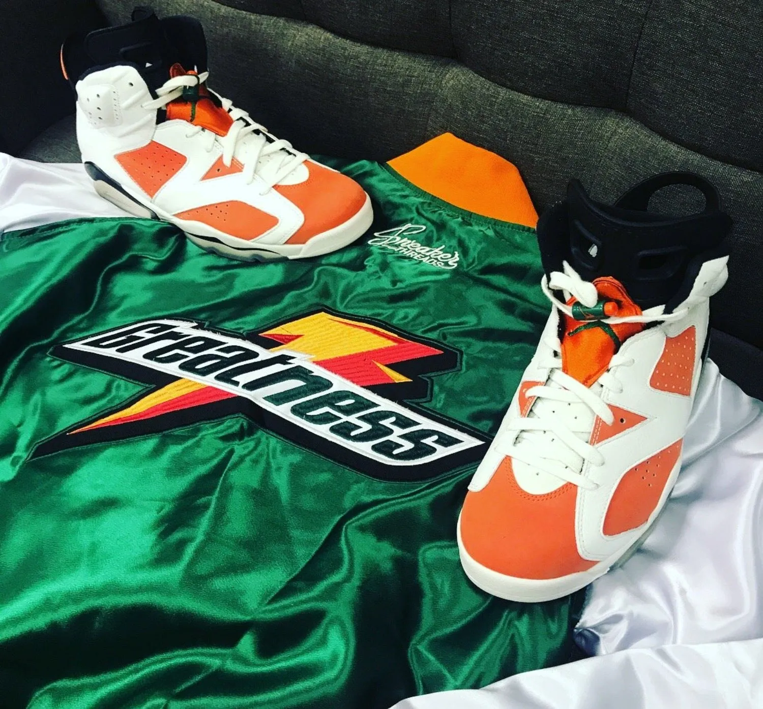 Retro 6 Like Mike Greatness Bomber