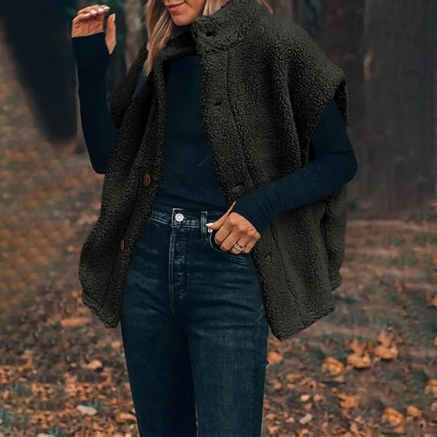 Sherpa Vest Women Sleeveless Button Down Fuzzy Fleece Vest Jacket Casual Oversized Vests Outerwear with Pockets